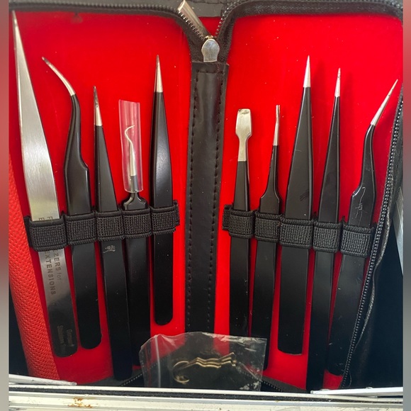 Individual Eyelash Extension Application Kit Box with Keys - Picture 5 of 11